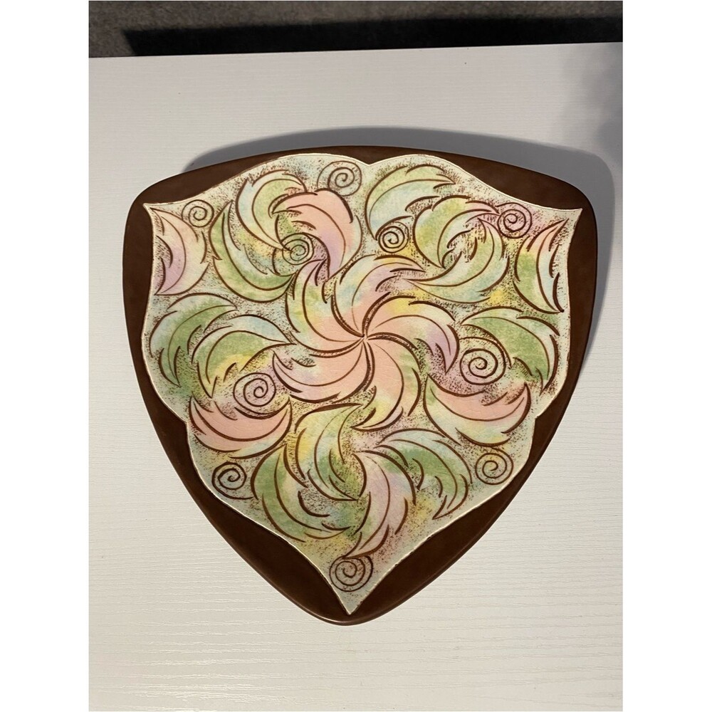 Vintage Holland Mold Mid-Century Modern 3-Footed Triangular Plate Pastel Swirl